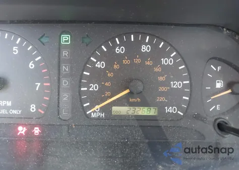 1998 Toyota Avalon Xl z USA, uszkodzony, nr VIN 4T1BF18B3WU243365